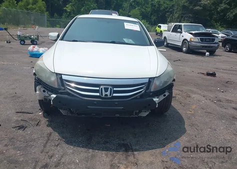 2011 Honda Accord Lx z USA, uszkodzony, nr VIN 1HGCP2F32BA123352